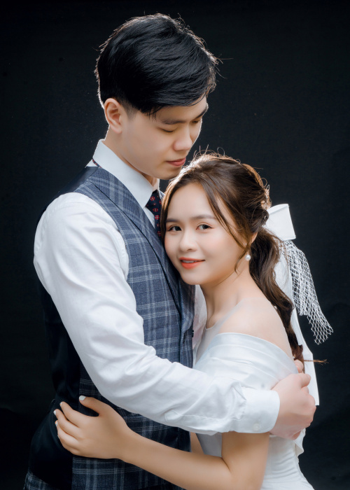 Gia Nam & Nguyễn Hằng